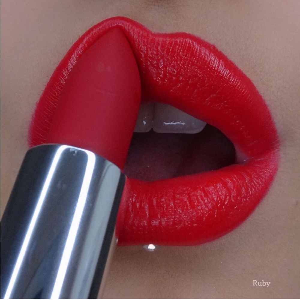 Belllápierre Cosmetics Lipstick - Ruby